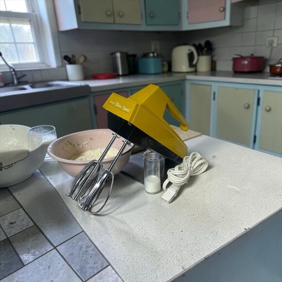 Sears Other - Vtg Sears Roebuck 3-Speed Model 400-828600 Harvest Gold Electric Hand Mixer